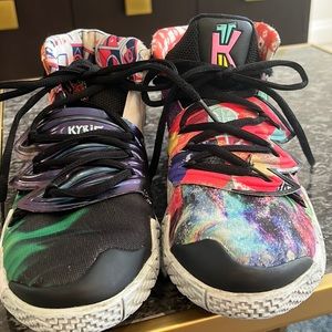 Kyrie 6 mix n match boys sneakers
